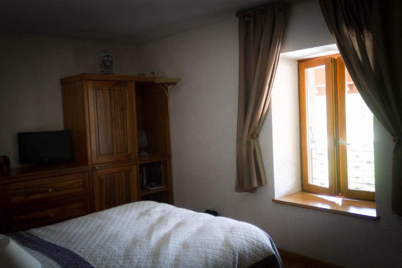 Le Bonheur Dans Le Pre Hotel Lucinges Kültér fotó